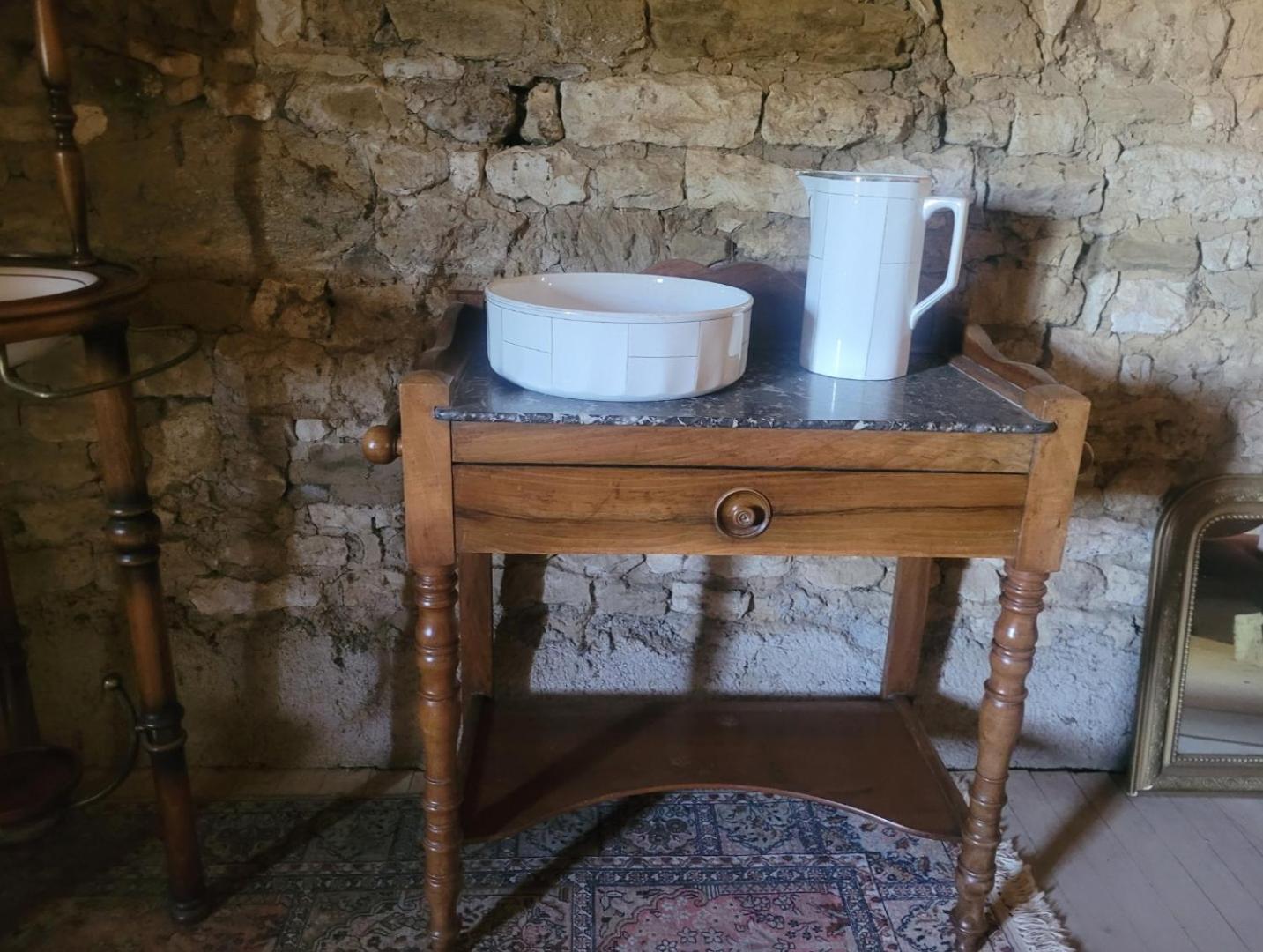 Nuit Insolite, Chambre Au Dessus D'Une Etable La Chapelle-Themer Esterno foto
